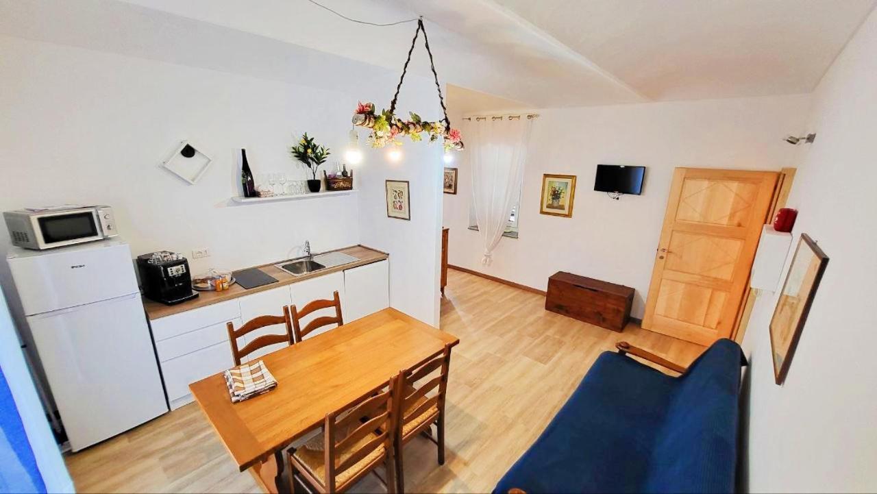 Appartamento In Monferrato Di Dominga Portacomaro Eksteriør billede